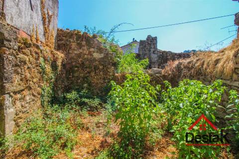 Moradia Devoluta a 10 minutos de Viseu