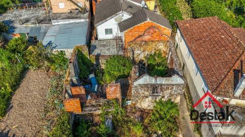 Moradia para restaurar V3 em Viseu