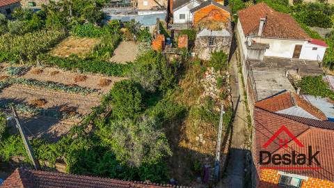 Moradia para restaurar V3 em Viseu