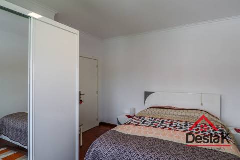 Moradia T4 com piscina para venda em Viseu