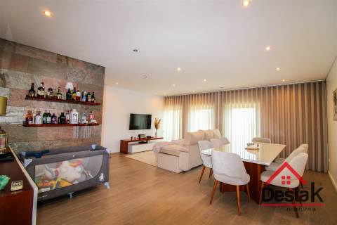 Apartamento T3 na Quinta da Aguieira