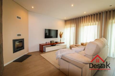 Apartamento T3 na Quinta da Aguieira
