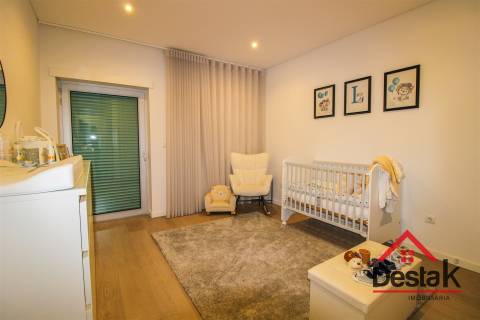 Apartamento T3 na Quinta da Aguieira