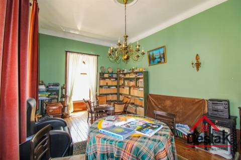 Moradia isolada V8 situada em zona histórica