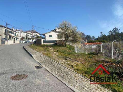 Lote de terreno com projeto aprovado para construção em Viseu
