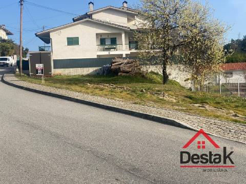 Lote de terreno com projeto aprovado para construção em Viseu