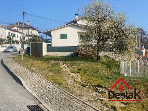 Lote de terreno com projeto aprovado para construção em Viseu
