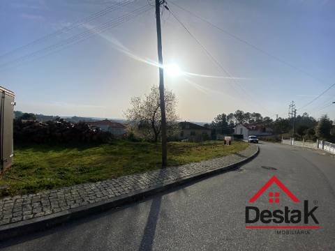 Lote de terreno com projeto aprovado para construção em Viseu