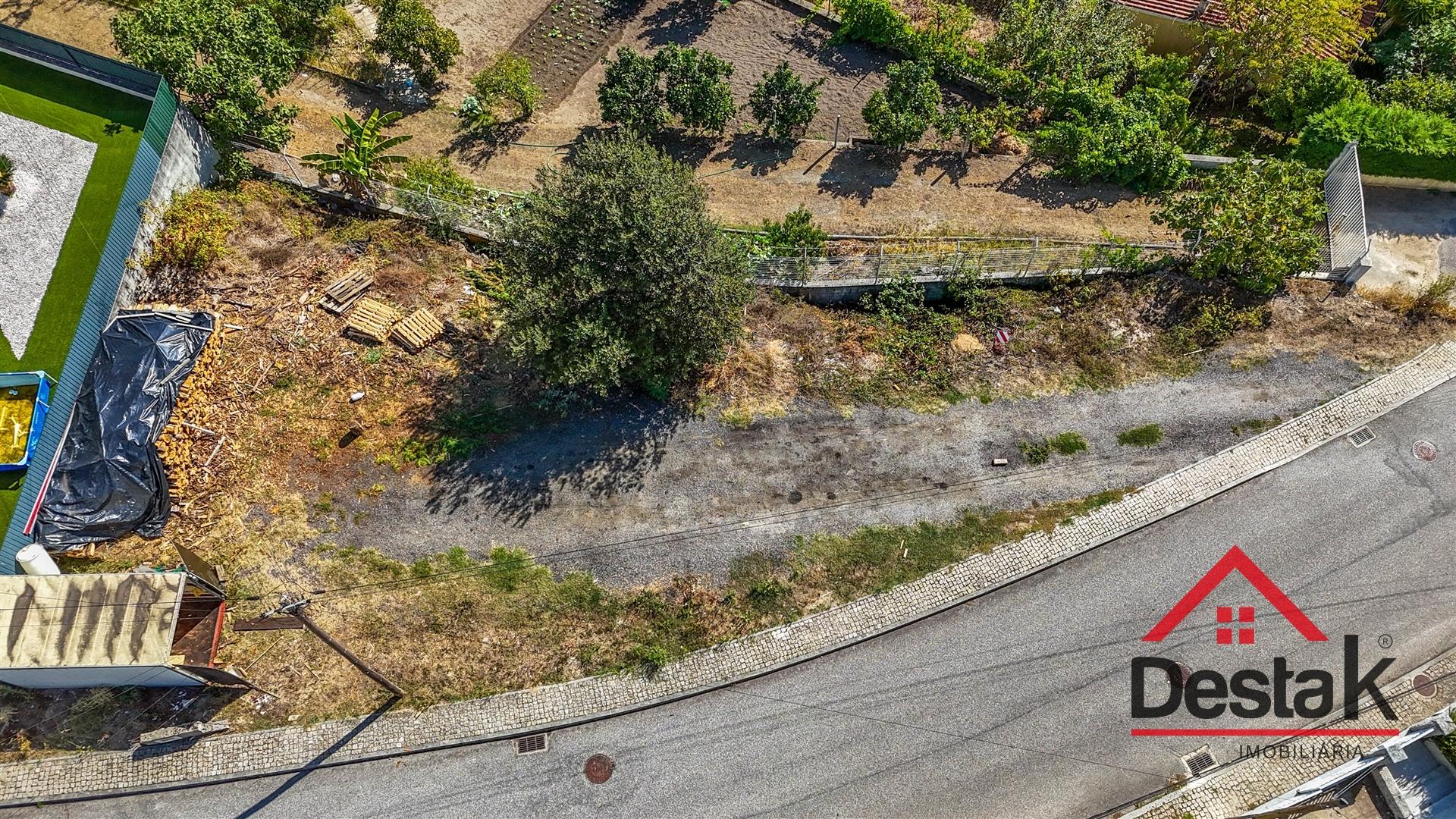 Lote de terreno com projeto aprovado para construção em Viseu