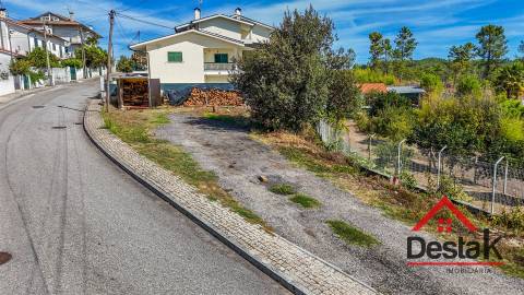 Lote de terreno com projeto aprovado para construção em Viseu