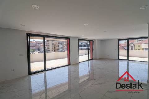 Apartamento T4 no centro da Cidade de Viseu