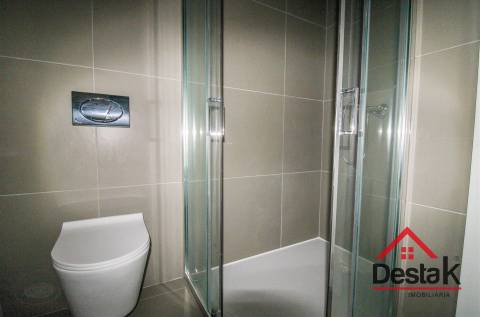 Apartamento T2 novo na Colina Verde