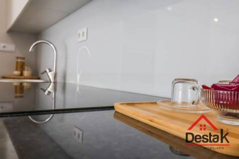 Apartamento T2 novo na Colina Verde