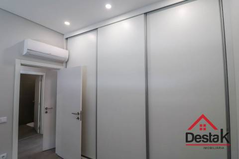 Apartamento T2 novo na Colina Verde