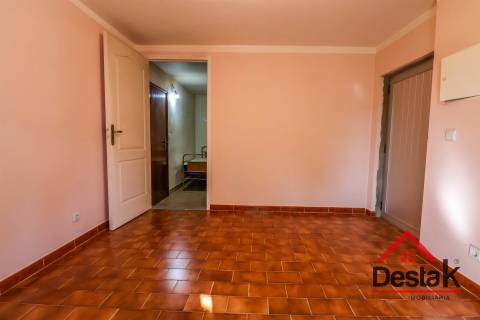 Moradia Isolada T3 Venda em Mioma,Sátão