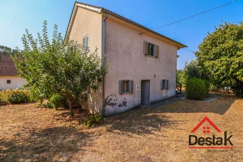 Moradia Isolada T3 Venda em Mioma,Sátão