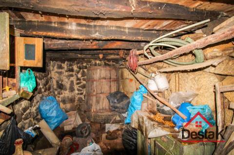 Moradia em Pedra para reconstrução.