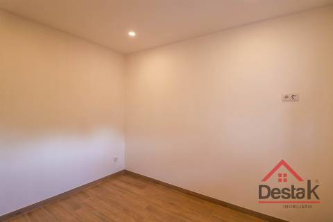 Apartamento T2+1 Novo para Arrendamento em Pascoal