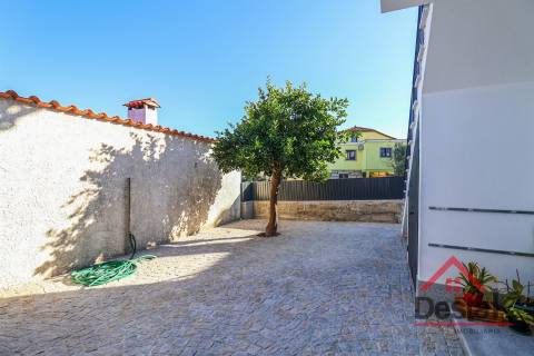 Apartamento T2+1 Novo para Arrendamento em Pascoal