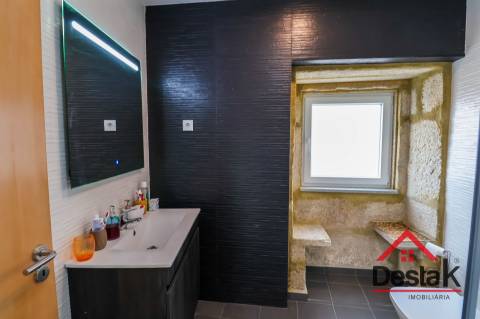 Moradia V3 à venda em Viseu