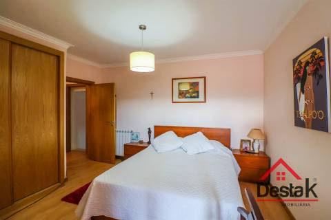 Moradia T3 para arrendamento em Lamas, Castro Daire