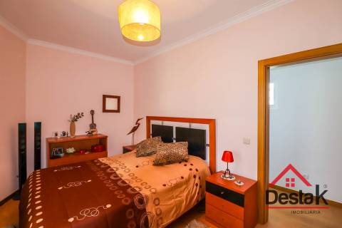 Moradia T3 para arrendamento em Lamas, Castro Daire