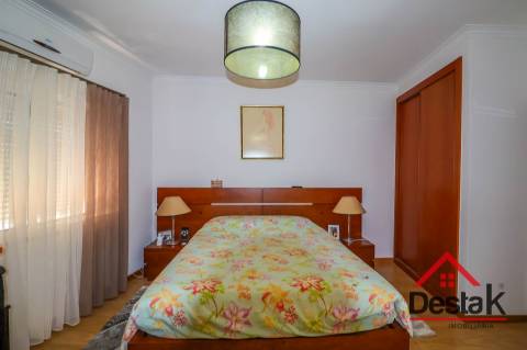 Moradia T3 para arrendamento em Lamas, Castro Daire