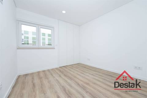 Apartamento T3 Venda em Santo António dos Cavaleiros e Frielas,Loures