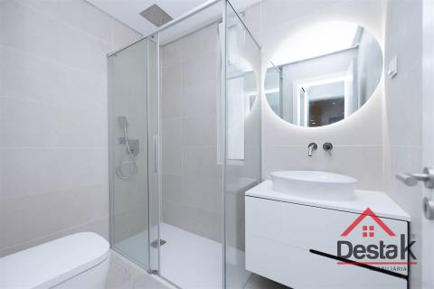 Apartamento T3 Venda em Santo António dos Cavaleiros e Frielas,Loures