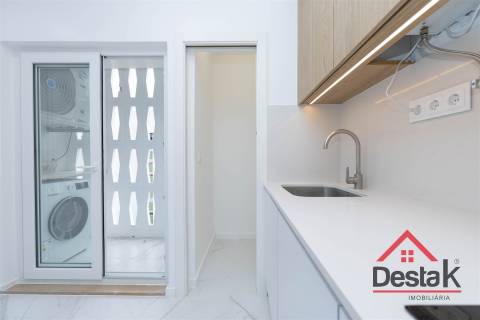 Apartamento T3 Venda em Santo António dos Cavaleiros e Frielas,Loures