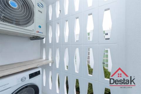 Apartamento T3 Venda em Santo António dos Cavaleiros e Frielas,Loures