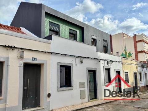 Moradia T1+1 Venda em Vila Franca de Xira,Vila Franca de Xira