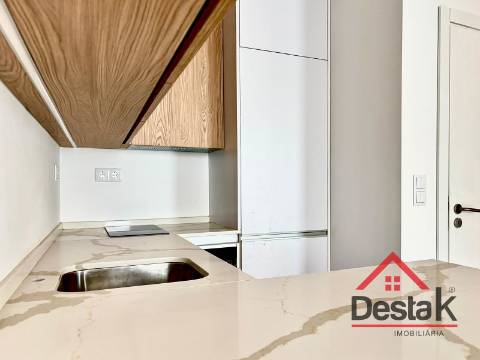 Moradia T1+1 Venda em Vila Franca de Xira,Vila Franca de Xira