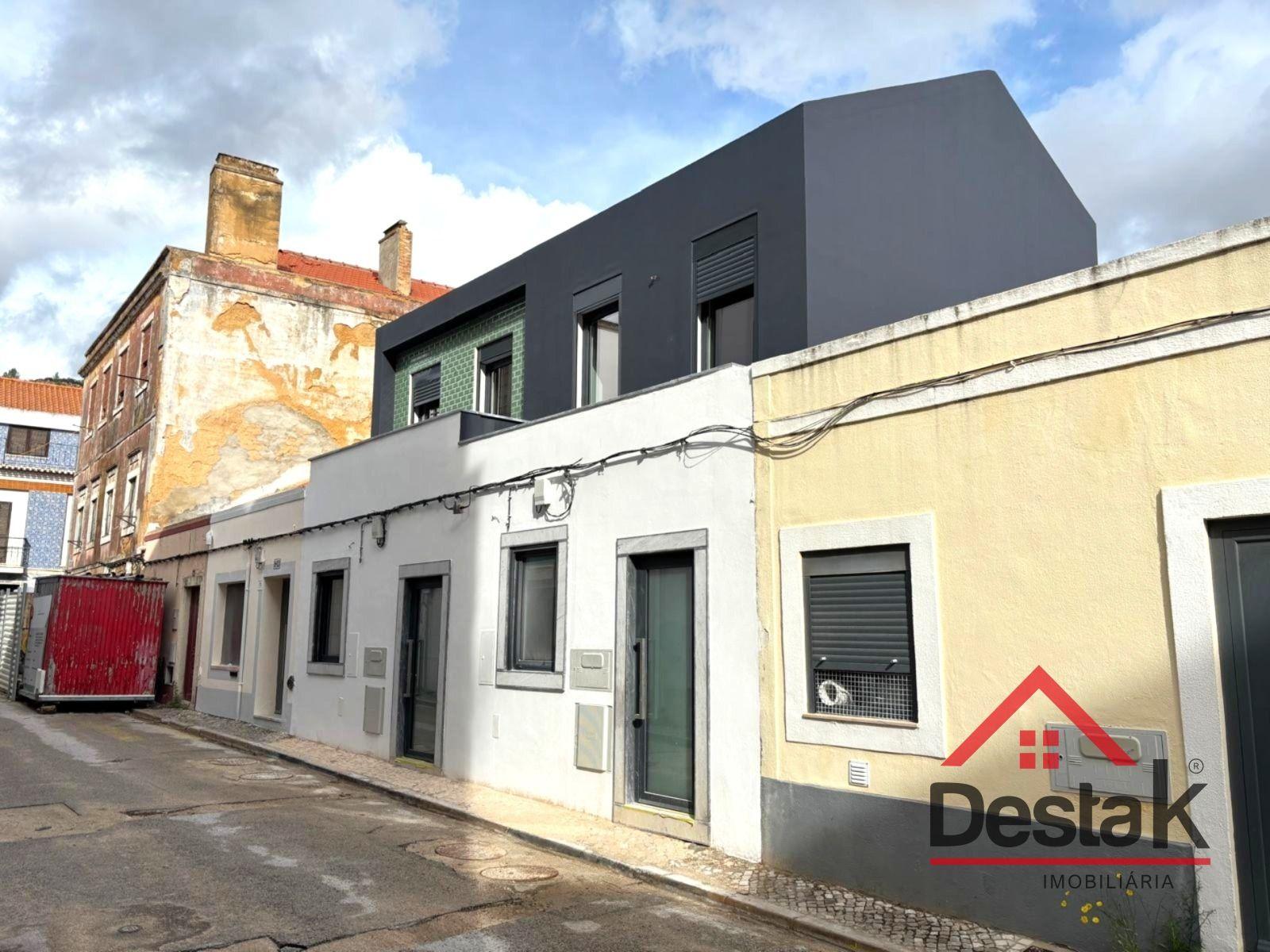 Moradia T1+1 Venda em Vila Franca de Xira,Vila Franca de Xira