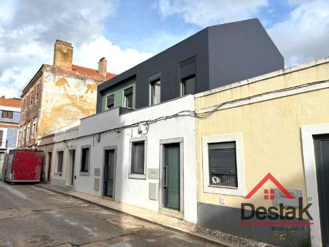 Moradia T1+1 Venda em Vila Franca de Xira,Vila Franca de Xira