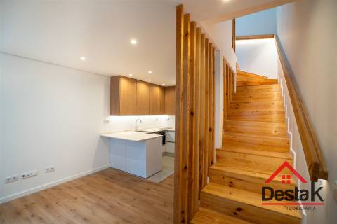 Moradia T1+1 Venda em Vila Franca de Xira,Vila Franca de Xira