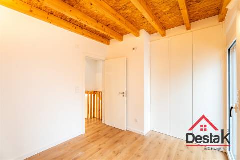 Moradia T1+1 Venda em Vila Franca de Xira,Vila Franca de Xira