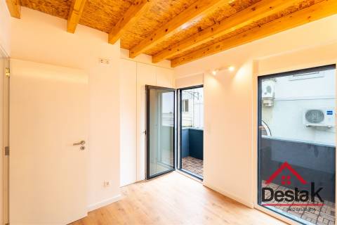 Moradia T1+1 Venda em Vila Franca de Xira,Vila Franca de Xira