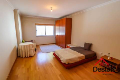 Moradia V4 para venda em Viseu