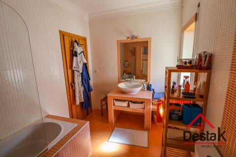 Moradia V4 para venda em Viseu