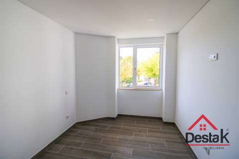 T3 Totalmente Remodelado em Abraveses – Viseu