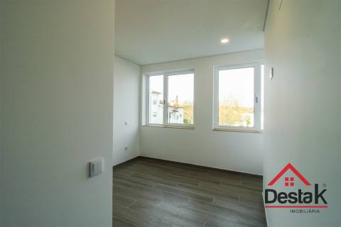 T3 Totalmente Remodelado em Abraveses – Viseu