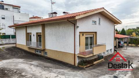 Moradia Isolada V6 com 2.200 m² de terreno a 5 minutos do centro de Viseu