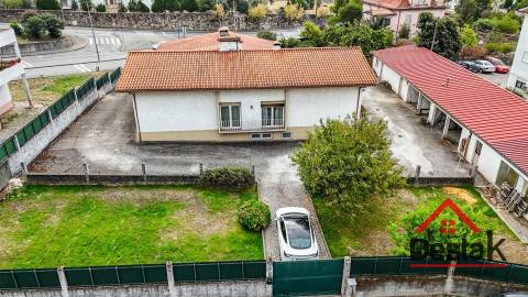 Moradia Isolada V6 com 2.200 m² de terreno a 5 minutos do centro de Viseu