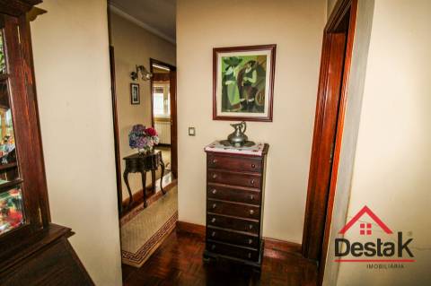 Moradia Isolada V6 com 2.200 m² de terreno a 5 minutos do centro de Viseu