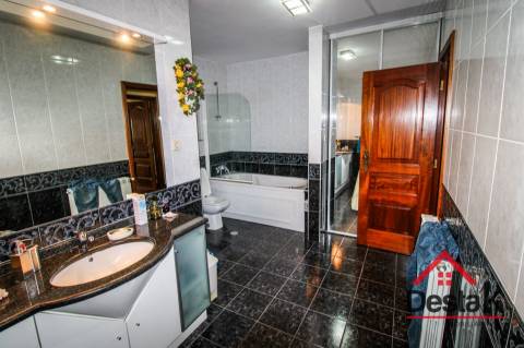 Moradia Isolada V6 com 2.200 m² de terreno a 5 minutos do centro de Viseu