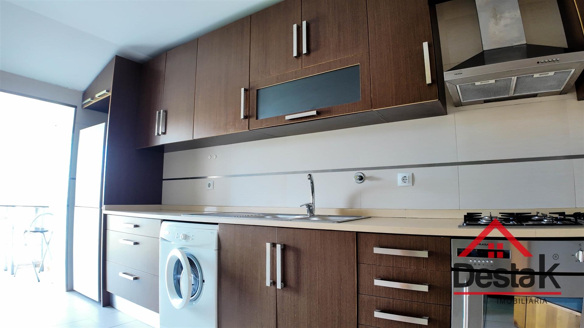 Apartamento T1 para arrendamento no centro de Viseu