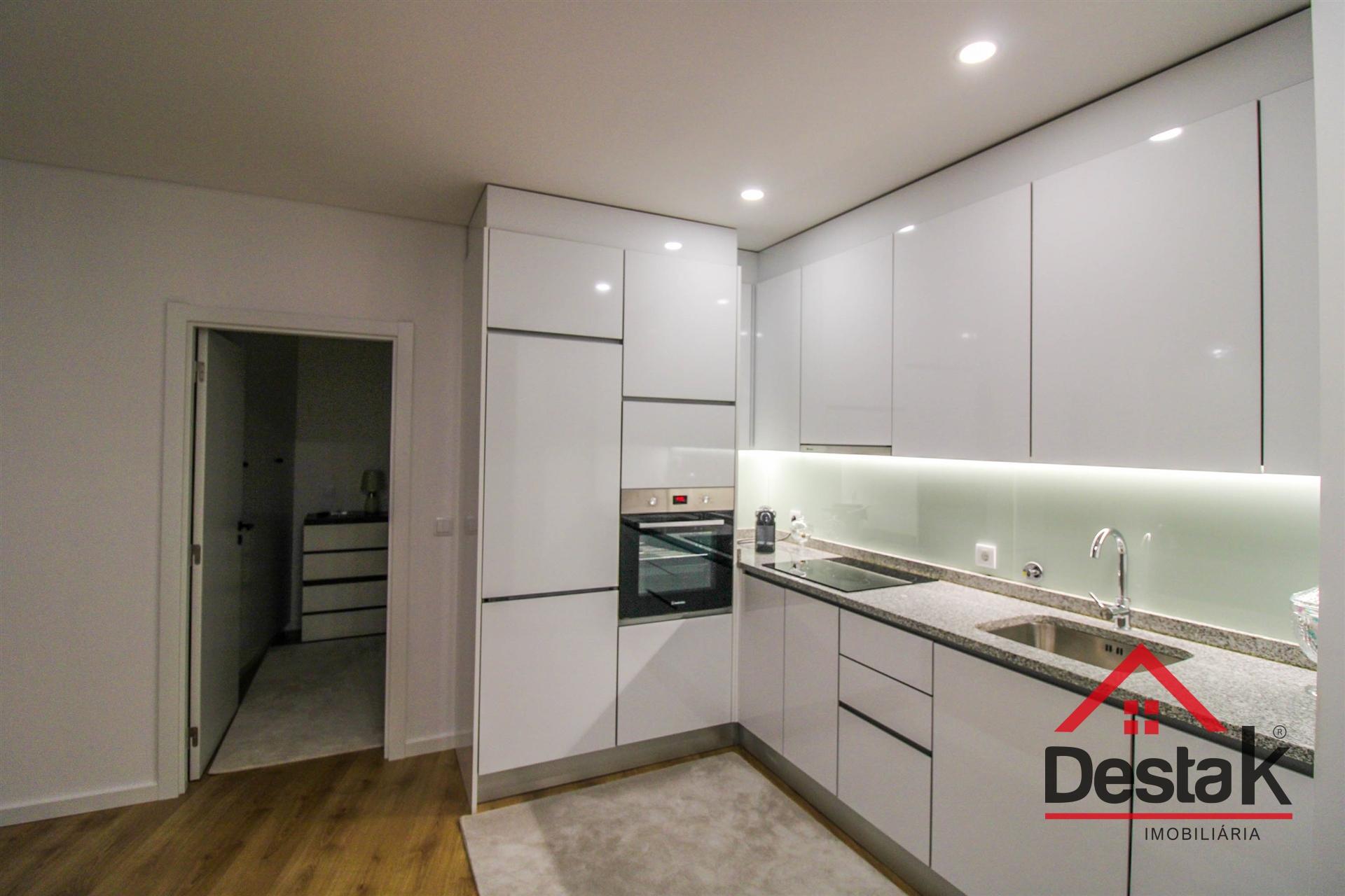 Apartamento T1 para arrendamento em Abraveses