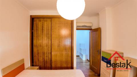 Apartamento T2 para arrendamento em Jugueiros
