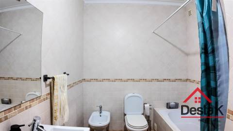 Apartamento T2 para arrendamento em Jugueiros